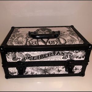 Kat Von D limited addition training case